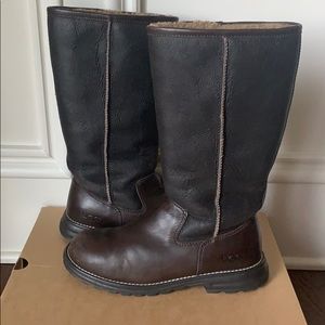 Ugg Boots-Brooks tall